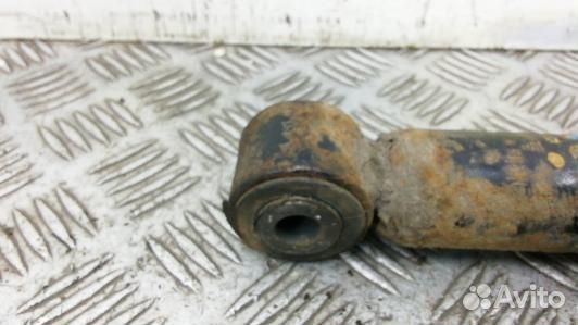 Амортизатор задний nissan navara D40 (1NI02MF02)