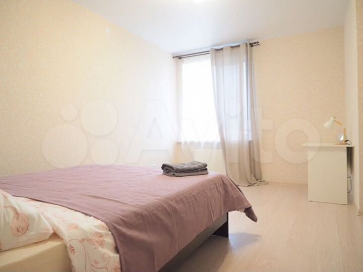 2-к. квартира, 65 м², 17/25 эт.