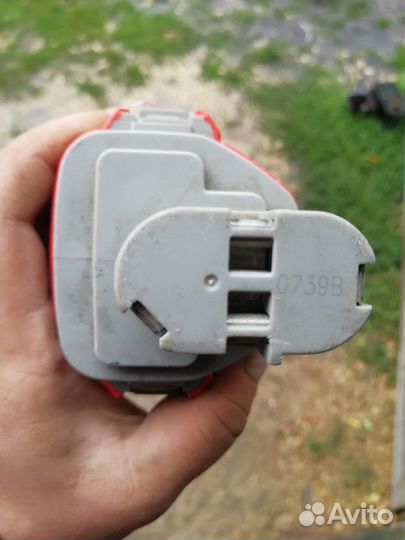 Продам зарядку