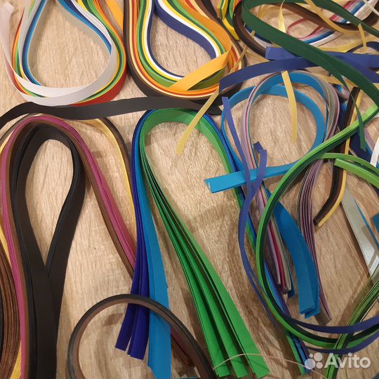 Бумага для квиллинга и инструмент