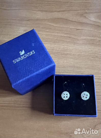 Серебряные серьги Swarovski