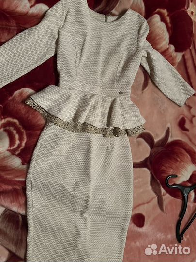 Костюм юбка с кофтой и пальто