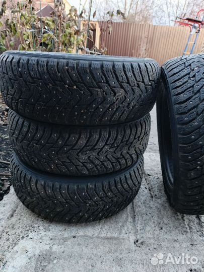 Nokian Tyres Hakkapeliitta 8 185/60 R15