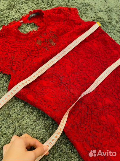 Красное платье 44