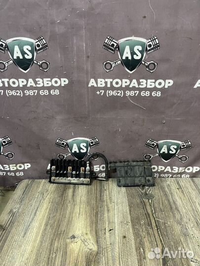 Range Rover L405 Блок предохранителей