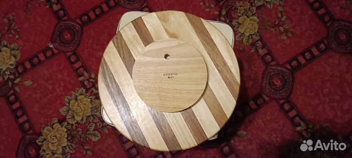 Вращающийся поднос