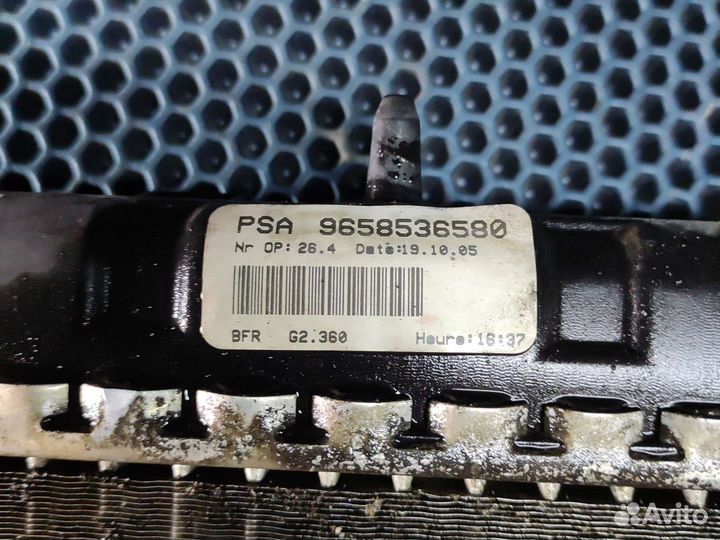 Радиатор охлаждения peugeot 307