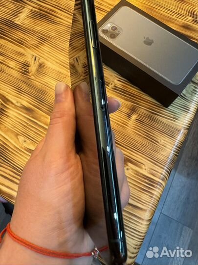 iPhone 11 Pro Max, 64 ГБ