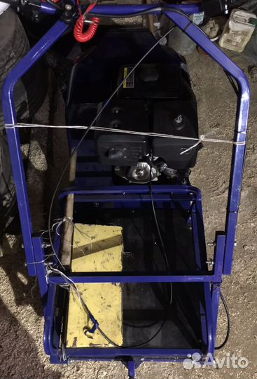 Мотобуксировщик 