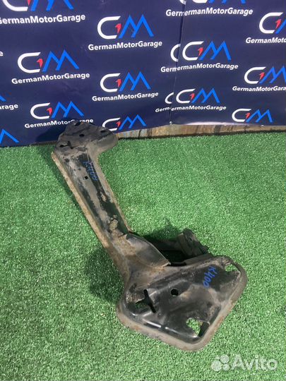 Балка опора АКПП BMW X5 E53