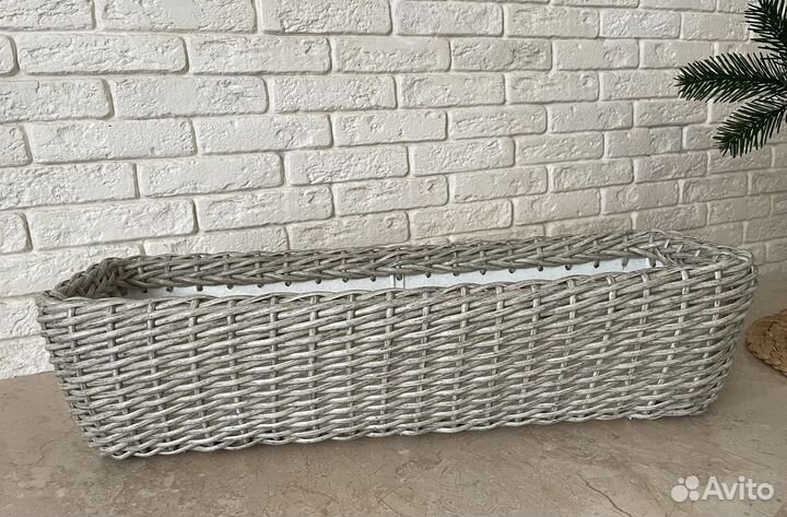 Кашпо из ротанга