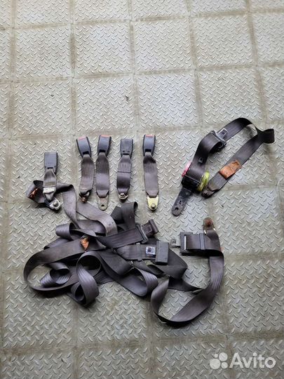 Ремни безопасности + механизмы. За все цена