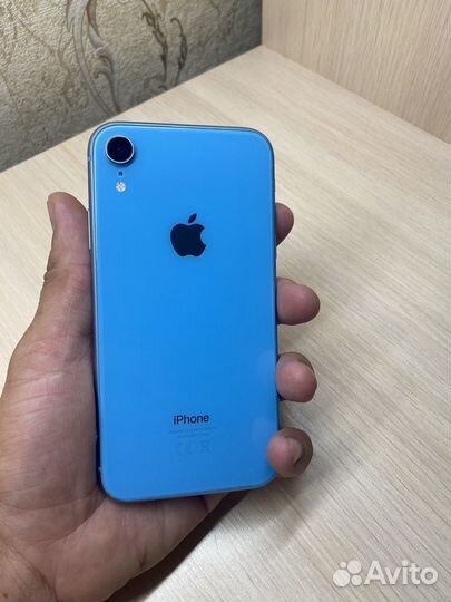 iPhone Xr, 64 ГБ