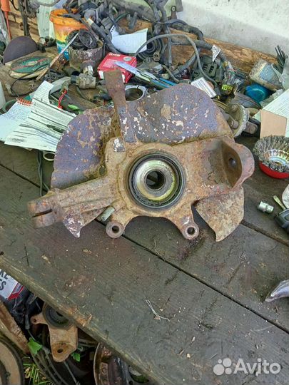 Кулак поворотный левый киа спортейдж 1