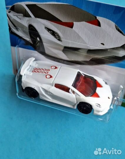 Hot wheels lamborghini sesto elemento