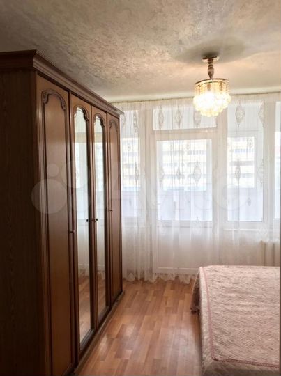 2-к. квартира, 56 м², 4/9 эт.