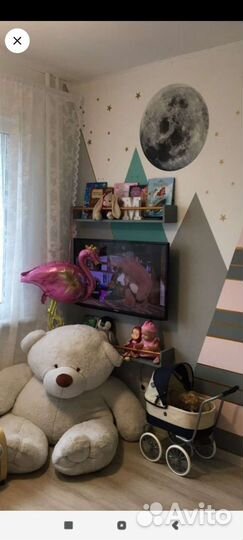 Полка для книг монтессори