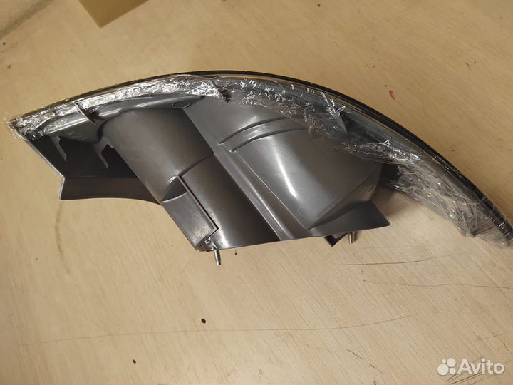 Мазда 6 gg. Фонарь задний правый L R