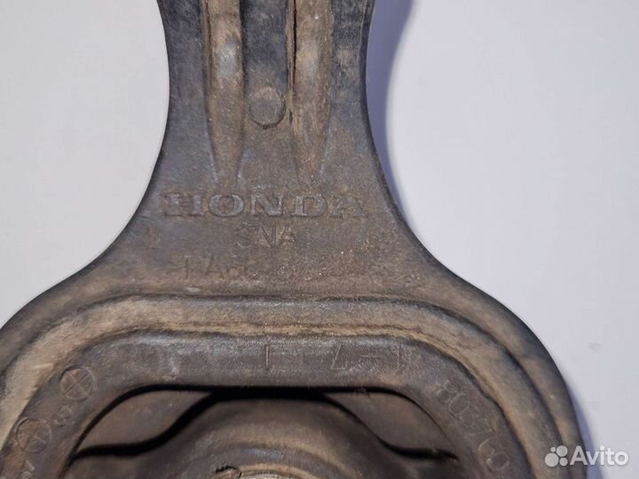 Опора двигателя honda civic 4d