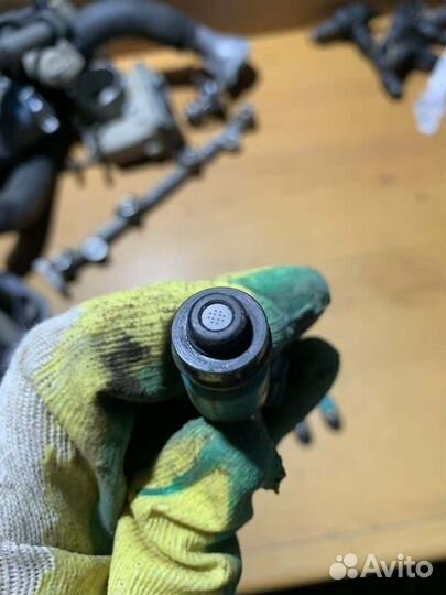 Форсунка топливная Toyota Camry V40 2AZ-FE