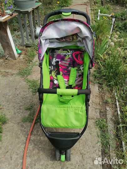 Прогулочная коляска