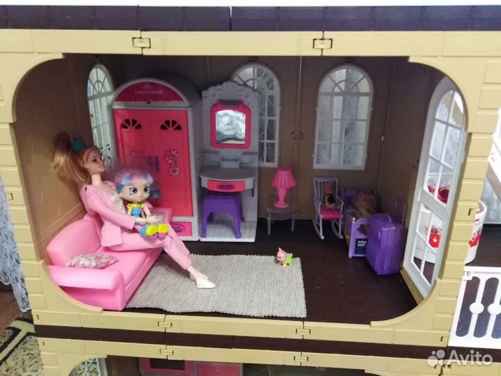 Домик кукольный