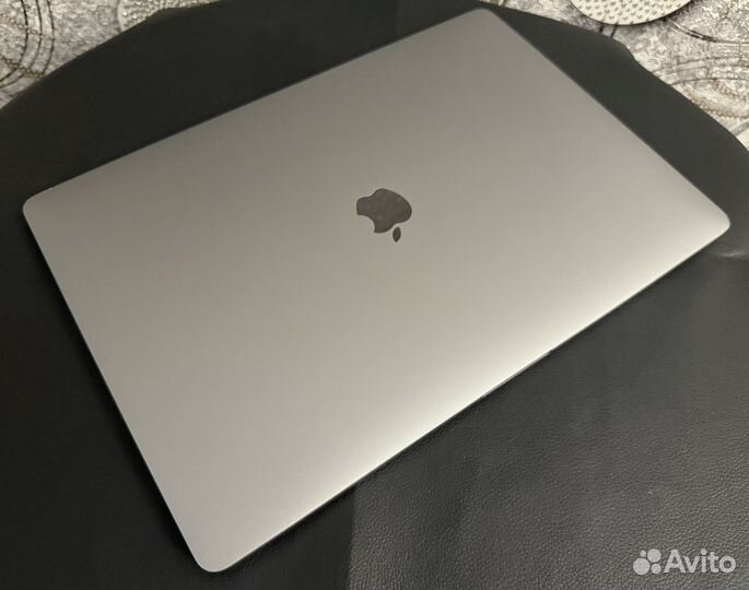 MacBook Pro 16 i9 32GB 1TB 8GB Видеокарта