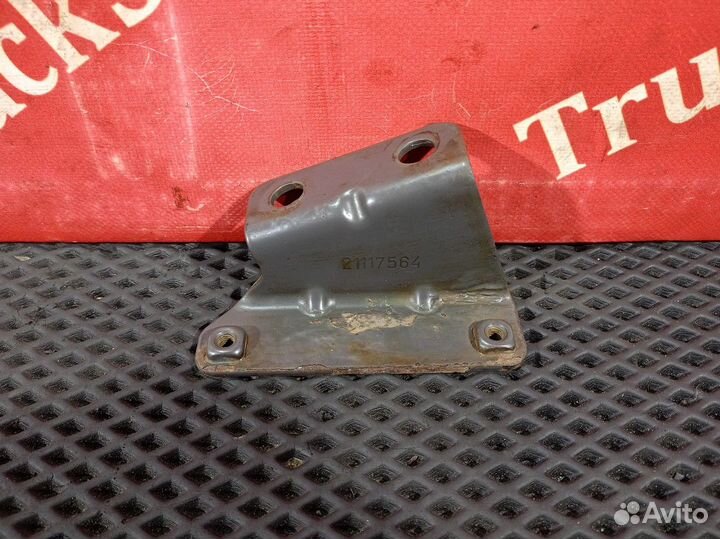 Кронштейн крана уровня пола главного Renault T