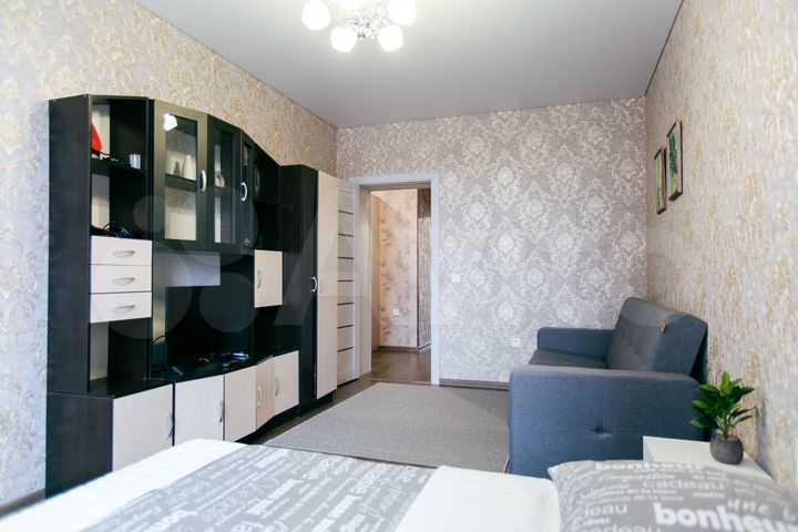 2-к. квартира, 60 м², 2/10 эт.