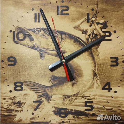 Рыбак, часы