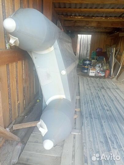 Моторная лодка. Gladiator 340