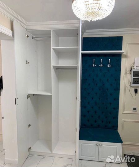 Шкаф трехстворчатый