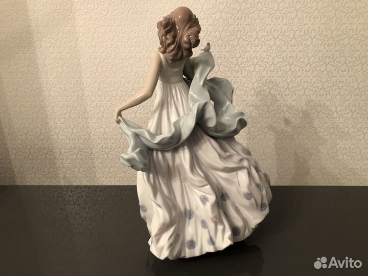 Lladro фарфоровая статуэтка Серенада