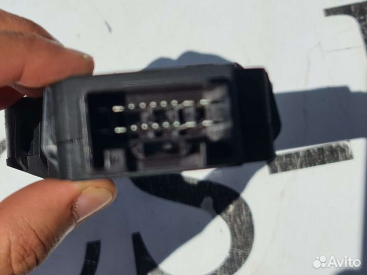 Мотор панорамной крыши Mercedes W213