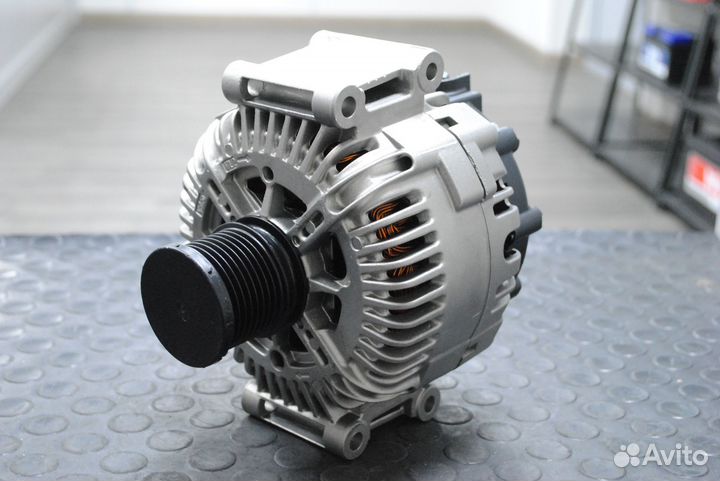 Генератор Mercedes Benz GL320, G320 3.0 CDi 180А