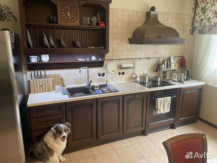 Кухонный гарнитур массив бу