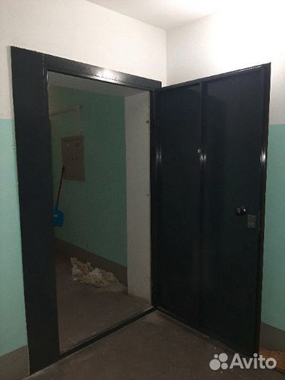 Тамбурная дверь на карман