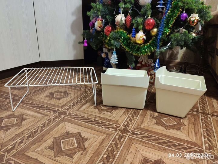 Полки, ящики, ручка для холодильника Indesit, Nord