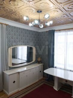 2-к. квартира, 54 м², 2/4 эт.