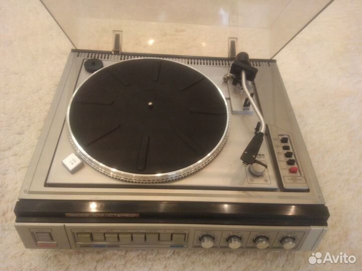 Проигрыватель винила Вега 109 стерео