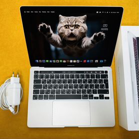 MacBook Pro 13 2020 M1 8Gb/512Gb 151 цикл/96%