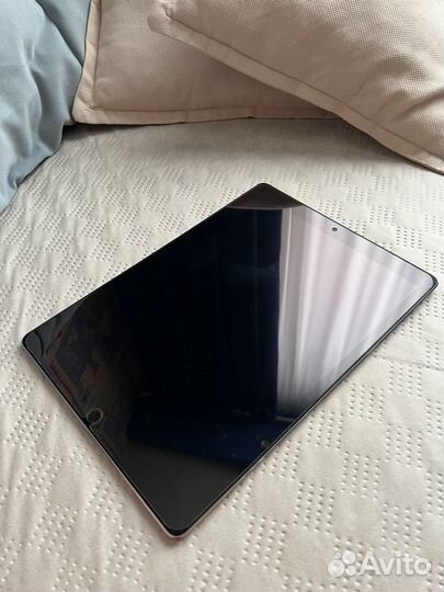 iPad Pro (12,9-дюймовый) (2-го поколения)