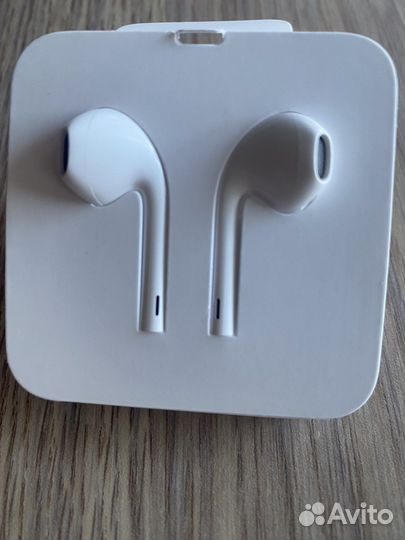Наушники apple