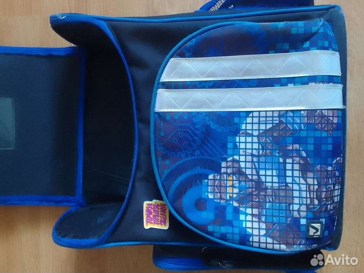 Рюкзак школьный