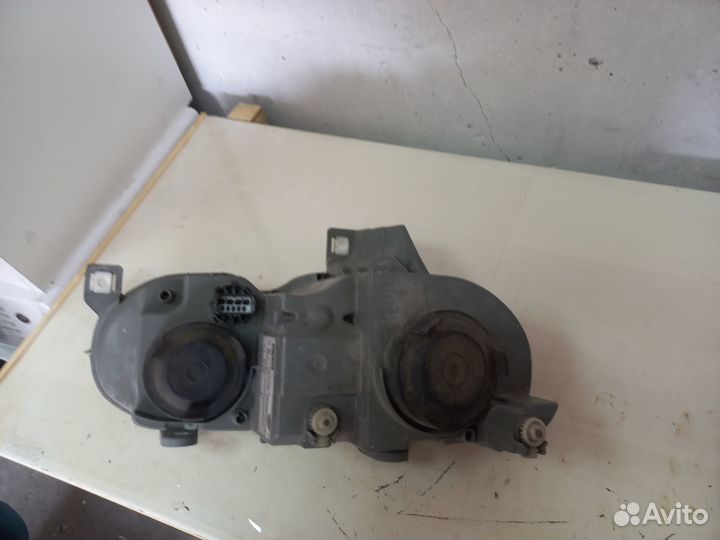 Продам корпус фары левый rover 75