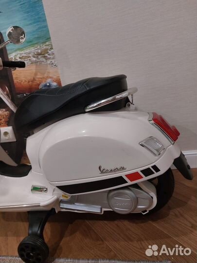 Электромотоцикл vespa PX, цвет белый