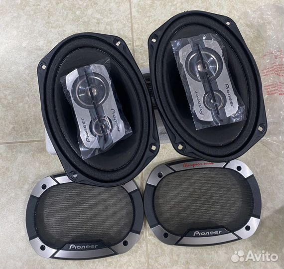 Колонки пионер овалы