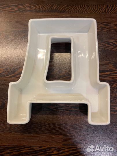 Керамическое блюдо (буква Д)