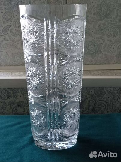 Хрустальная ваза