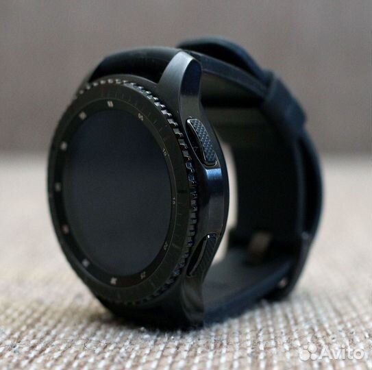 Часы Samsuns galaxy gear s 3